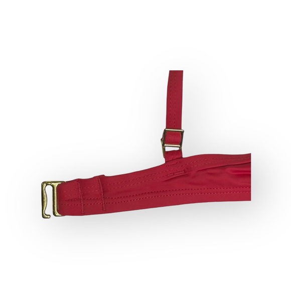 La Blanca ᯾ Whipstich Grommet Detailed Underwire Cup Bikini Top ᯾ Red ᯾ Large - Picture 13 of 16